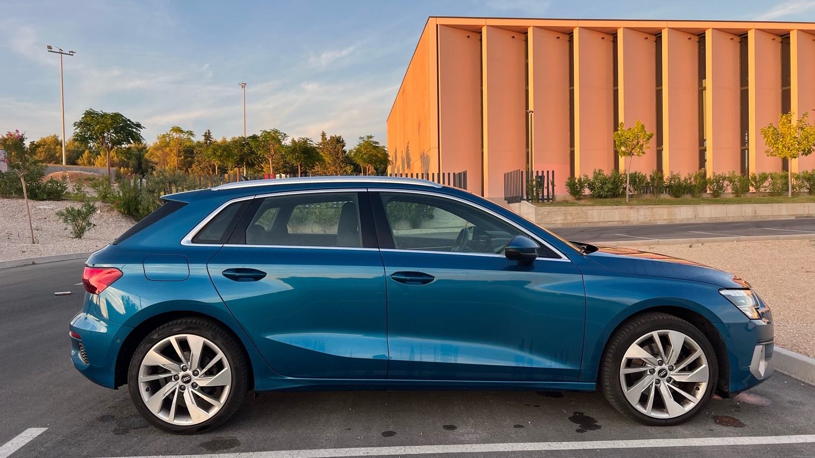 Audi A3 40 TFSI E automatik, fotografija 5