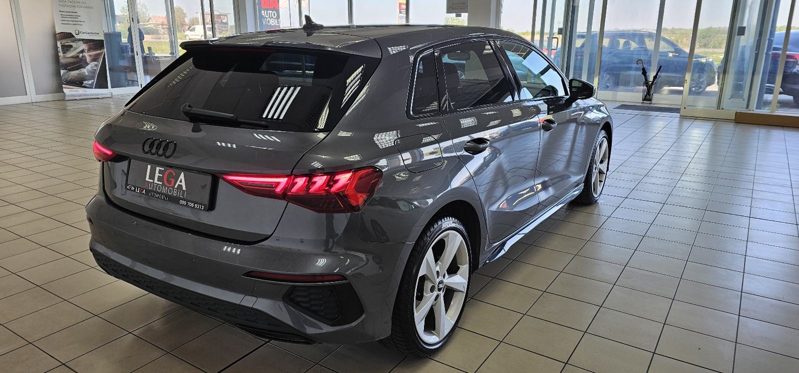 Audi A3 40 TFSI-e. S-LINE BLACK 204ks, fotografija 4