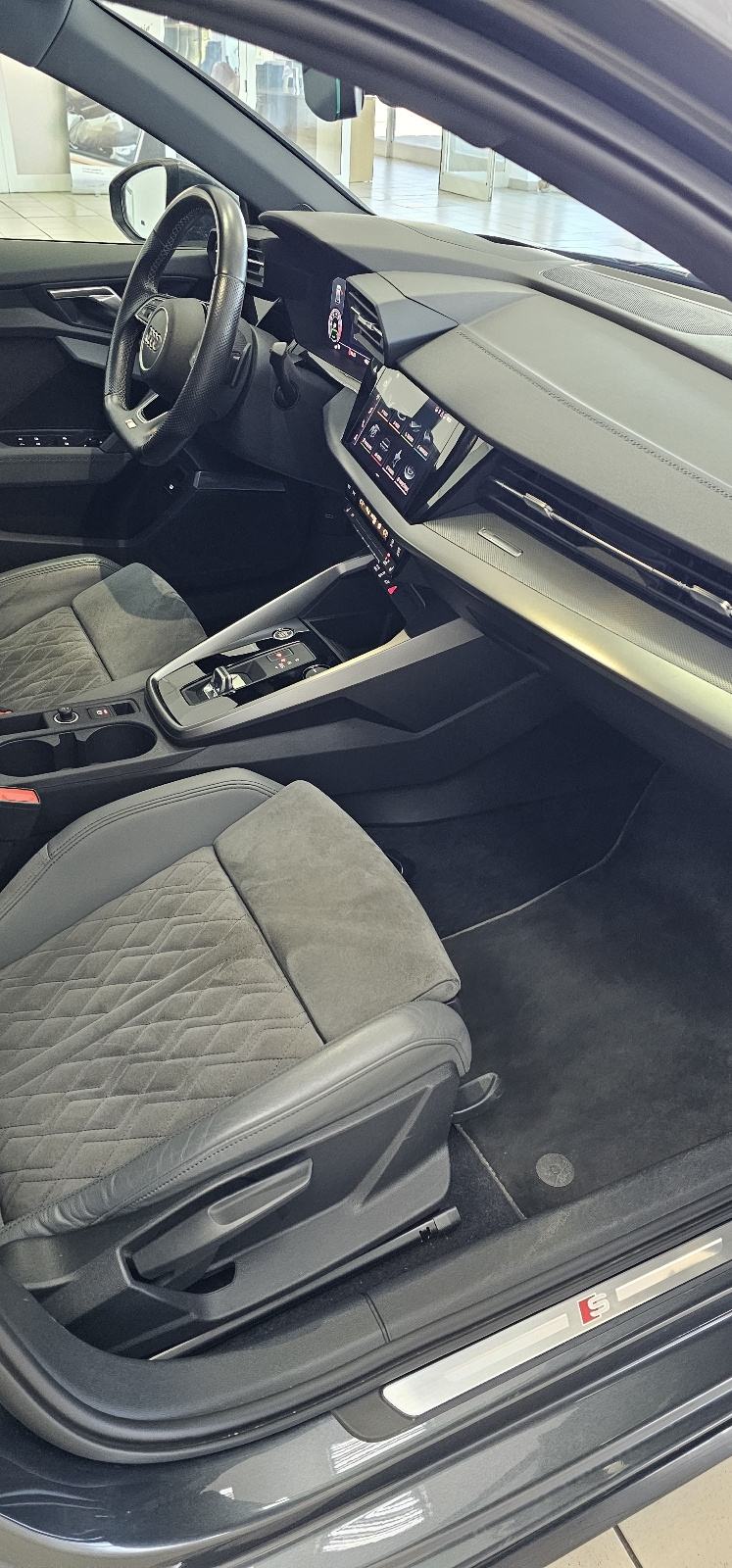 Audi A3 40 TFSI-e. S-LINE BLACK 204ks, fotografija 12