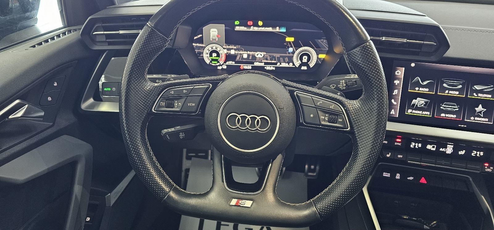 Audi A3 40 TFSI-e. S-LINE BLACK 204ks, fotografija 15