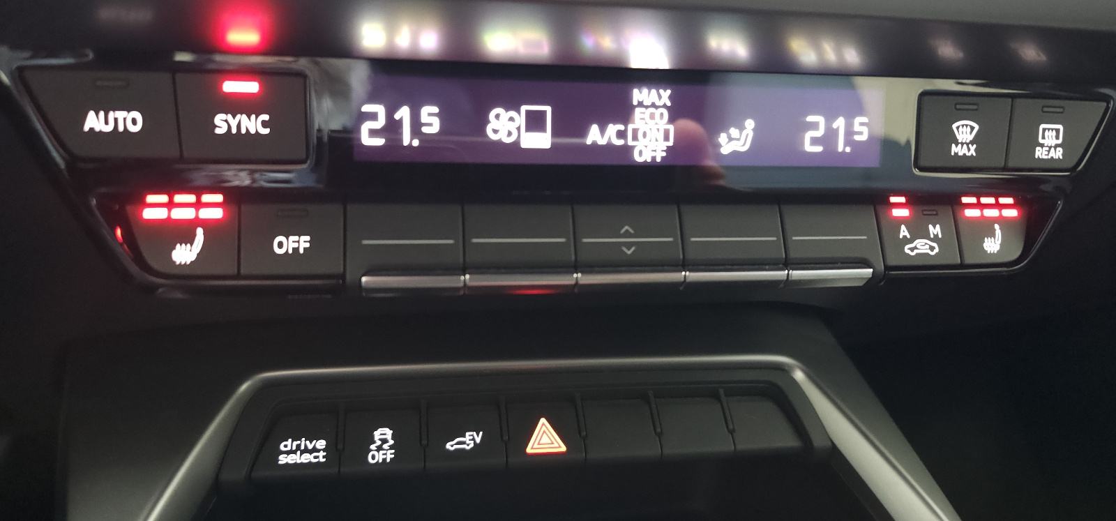 Audi A3 40 TFSI-e. S-LINE BLACK 204ks, fotografija 17