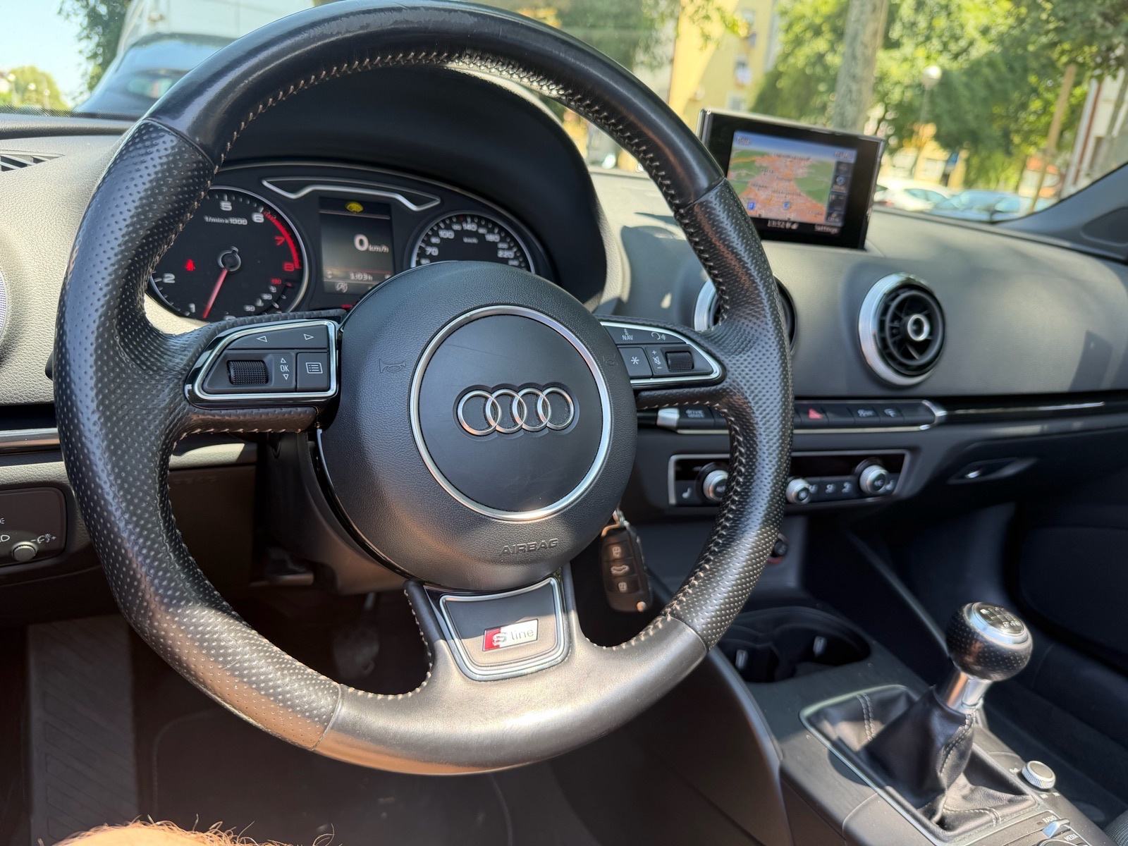 Audi A3 Cabrio 1.4 TFSI 2015 S-line, fotografija 13