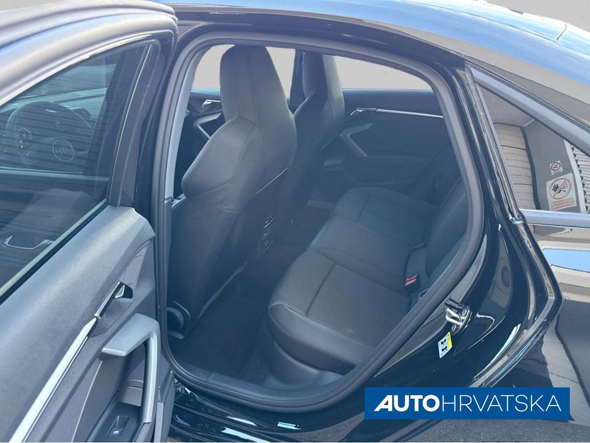 Audi A3 Limousine 30TFSI Str Advanced Edition - Tvorničko jamstvo do 2, fotografija 12