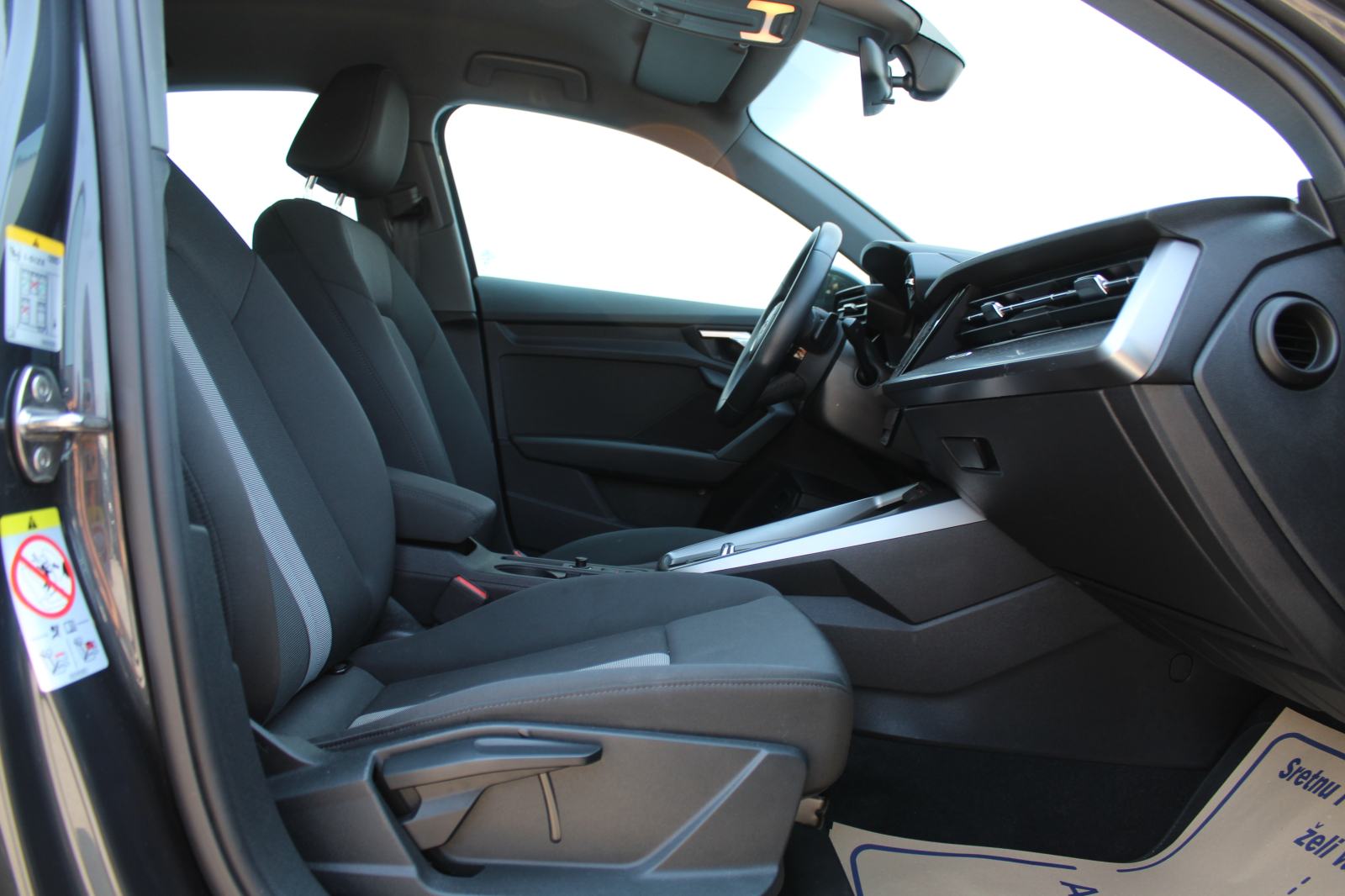 Audi A3 Limousine 30TFSI S tr, fotografija 10