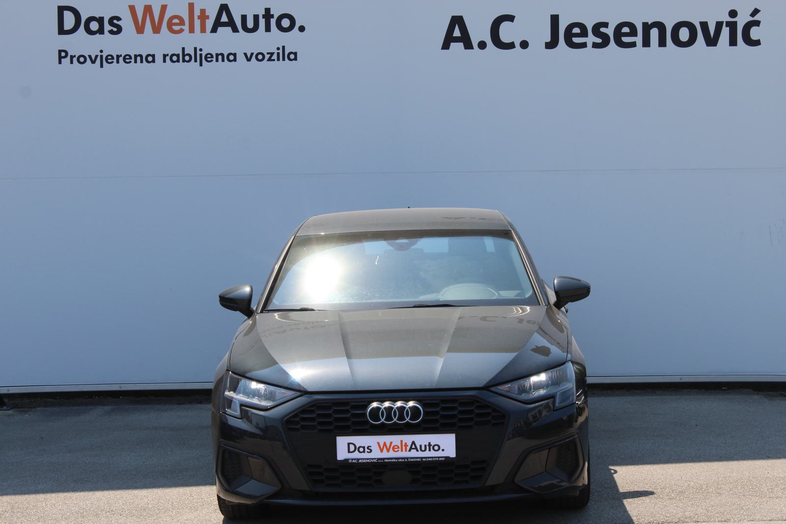 Audi A3 Limousine 30TFSI S tr, fotografija 2