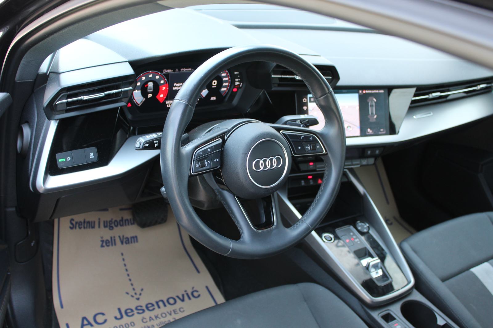 Audi A3 Limousine 30TFSI S tr, fotografija 7