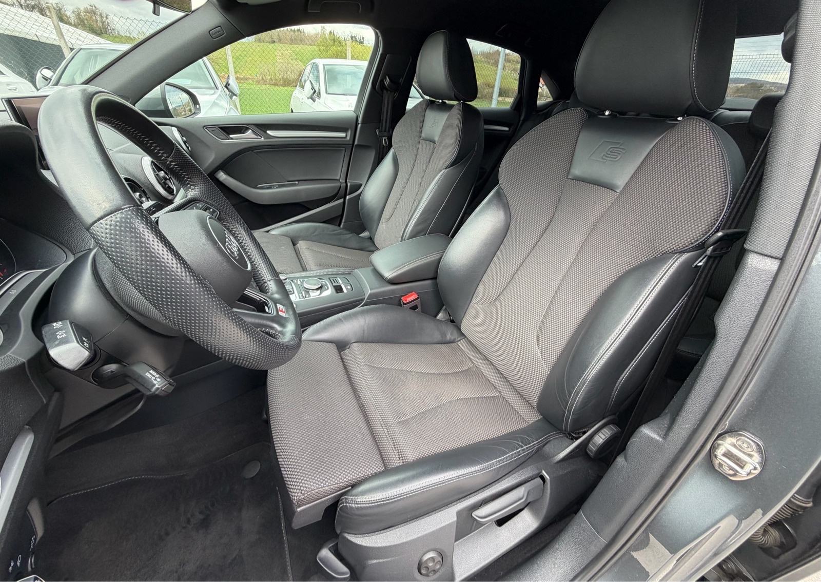 Audi A3 Limousine 35 TDI Automatik S-Line BiXenon LED Navi R18 Servisn, fotografija 14
