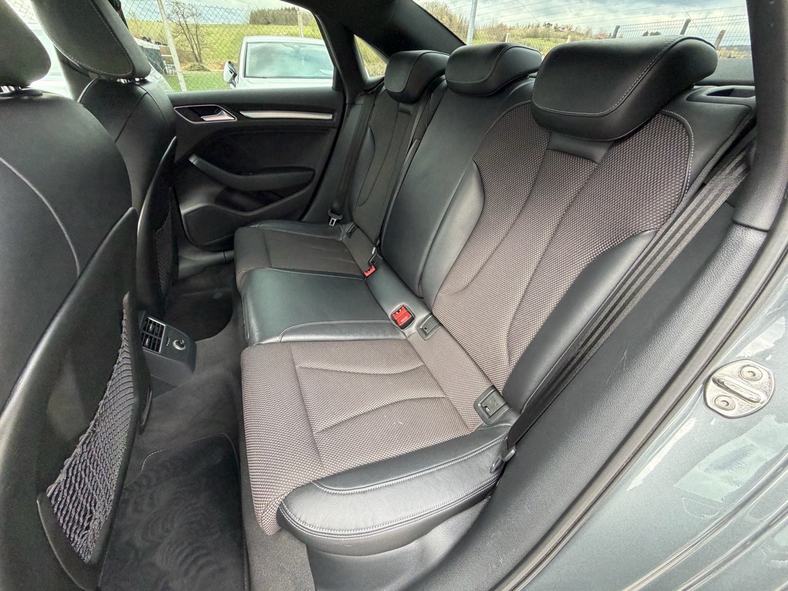 Audi A3 Limousine 35 TDI Automatik S-Line BiXenon LED Navi R18 Servisn, fotografija 19