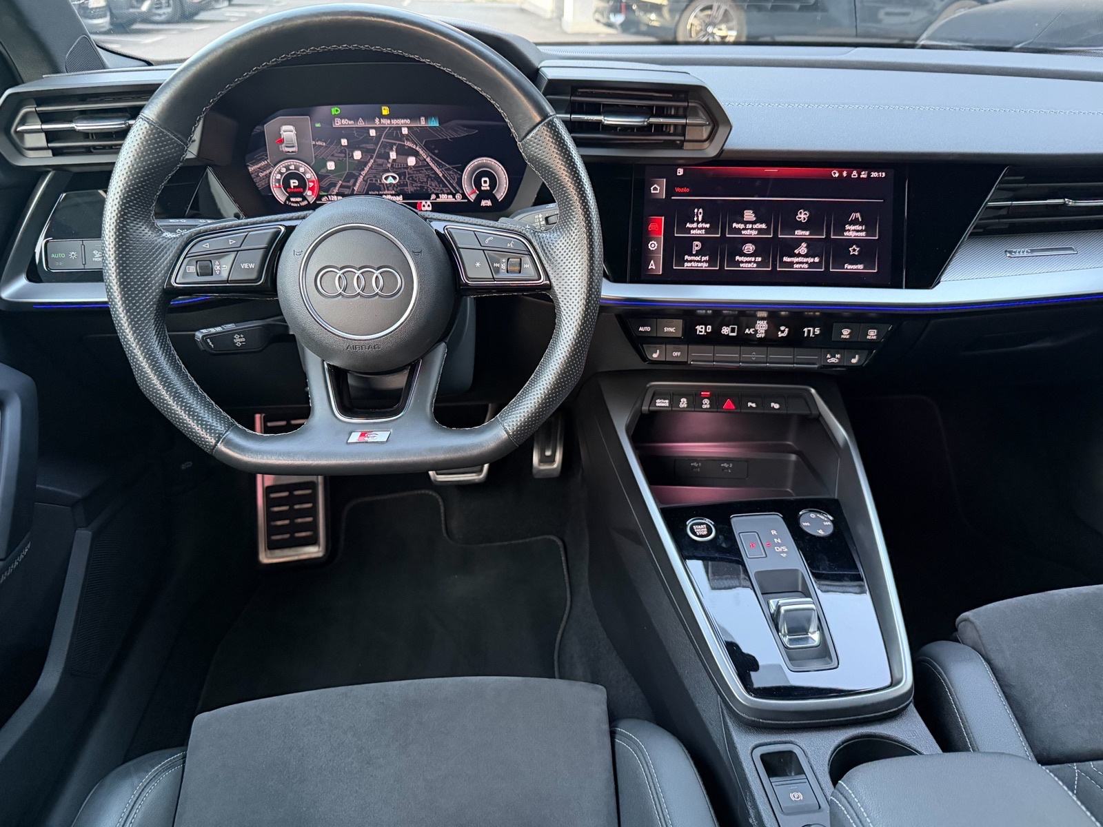 Audi A3 limuzina 35 TFSi * 3xSline, RS look *, fotografija 18