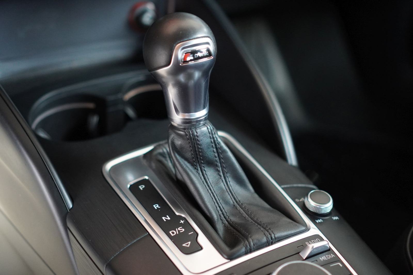 Audi A3 limuzina S-tronic, fotografija 14