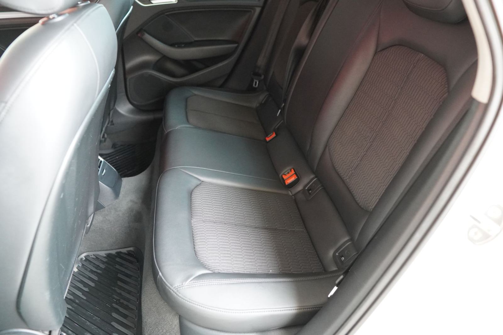 Audi A3 limuzina S-tronic, fotografija 18