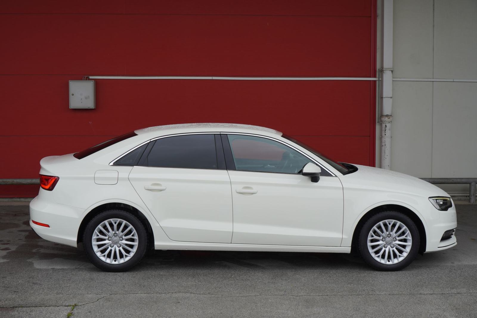 Audi A3 limuzina S-tronic, fotografija 9