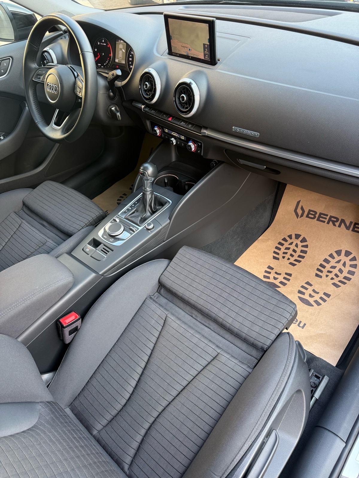 Audi A3 S_Line Quattro Mod.2018⭐️Jamstvo⭐️ Matrix_Led~Panorama~Alu18, fotografija 19