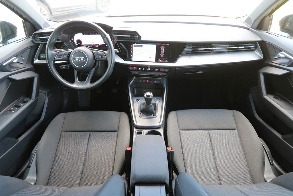 Audi A3 SB 30 TSI Business Line Black Edition VIRTUAL -Novi model-, fotografija 5