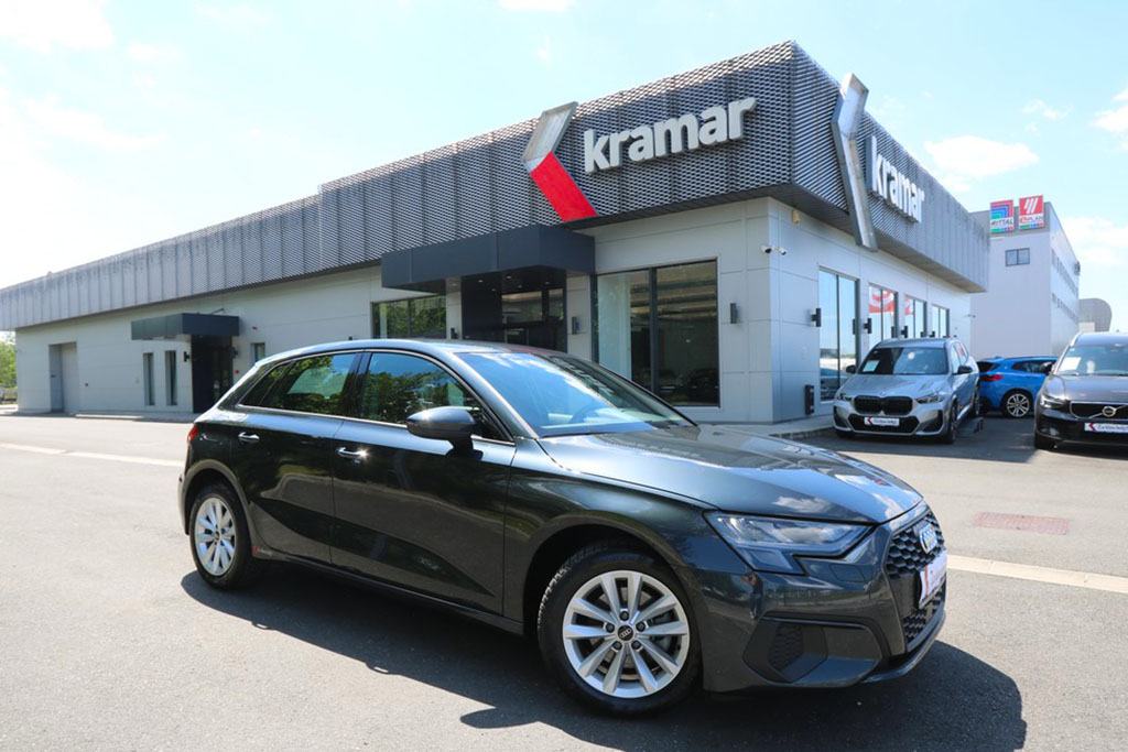 Audi A3 SB 30 TSI Business Line Black Edition VIRTUAL -Novi model-, fotografija 12