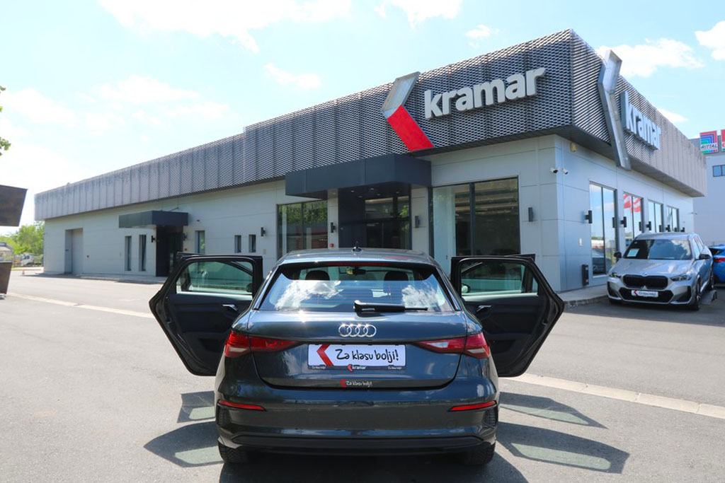 Audi A3 SB 30 TSI Business Line Black Edition VIRTUAL -Novi model-, fotografija 16