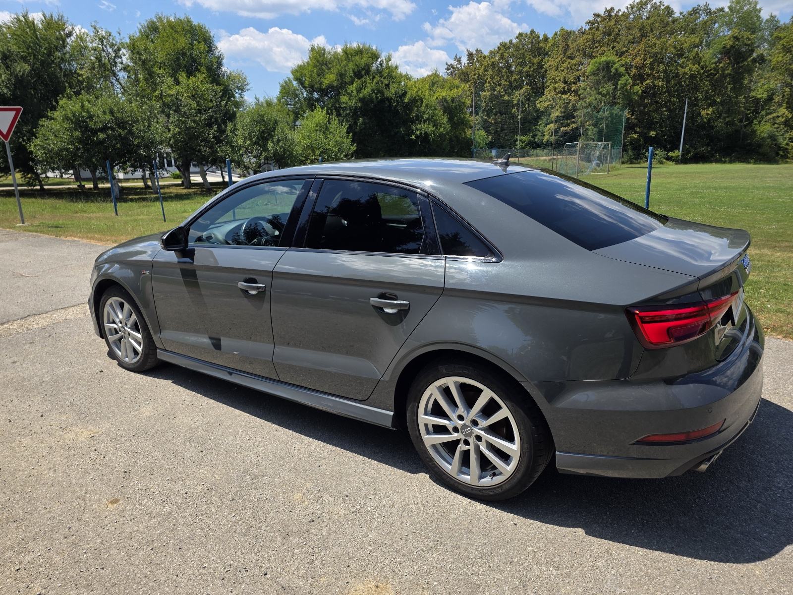 Audi A3 Sedan 2,0 TDI,led,navi,2xpdc, fotografija 6