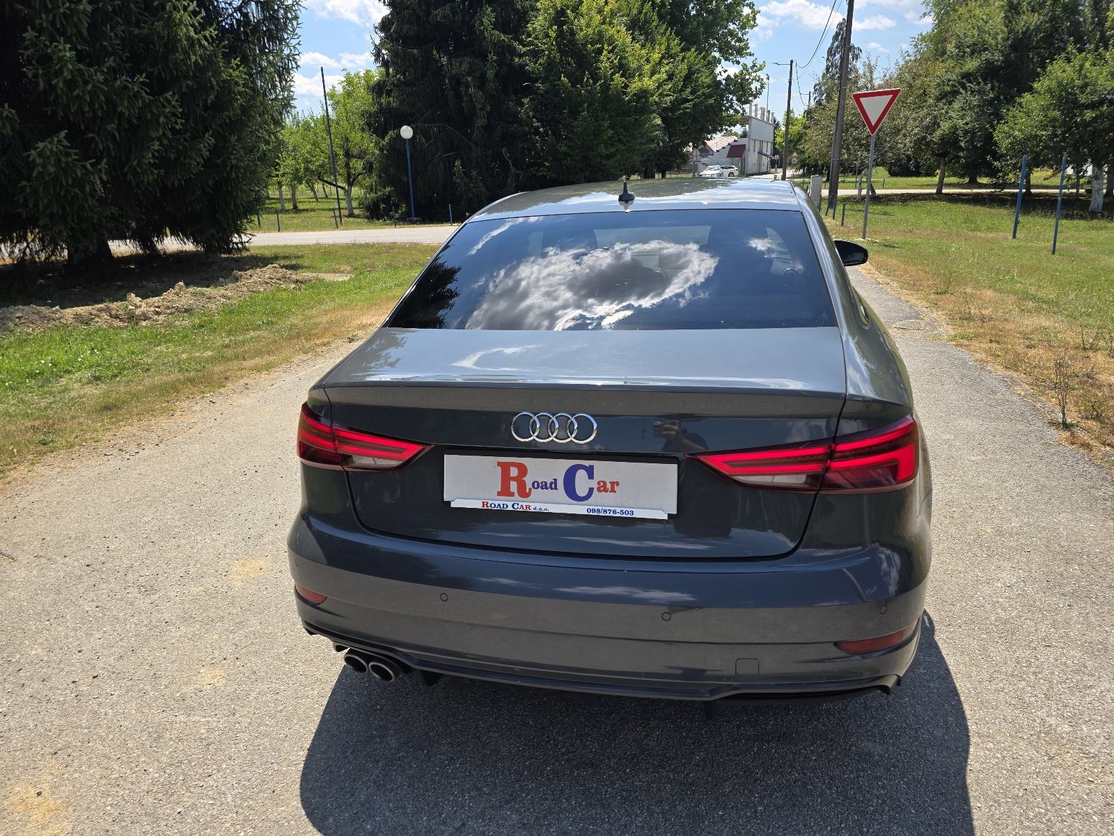 Audi A3 Sedan 2,0 TDI,led,navi,2xpdc, fotografija 4