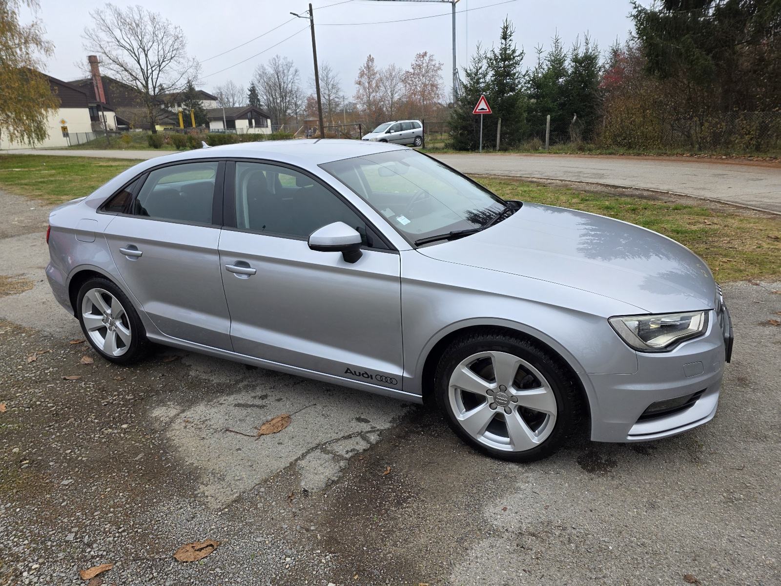 Audi A3 Sedan 2,0 TDI,xenon,pdc Top stanje!!!, fotografija 4