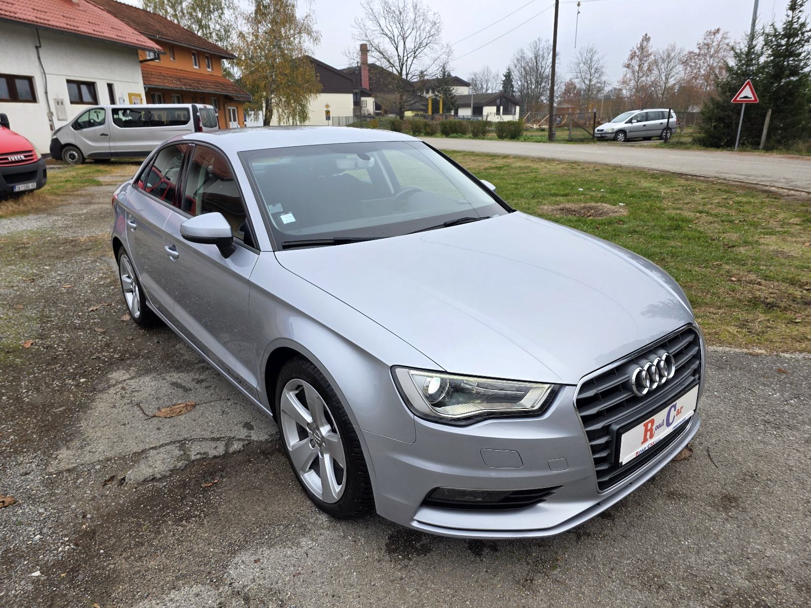 Audi A3 Sedan 2,0 TDI,xenon,pdc Top stanje!!!, fotografija 3