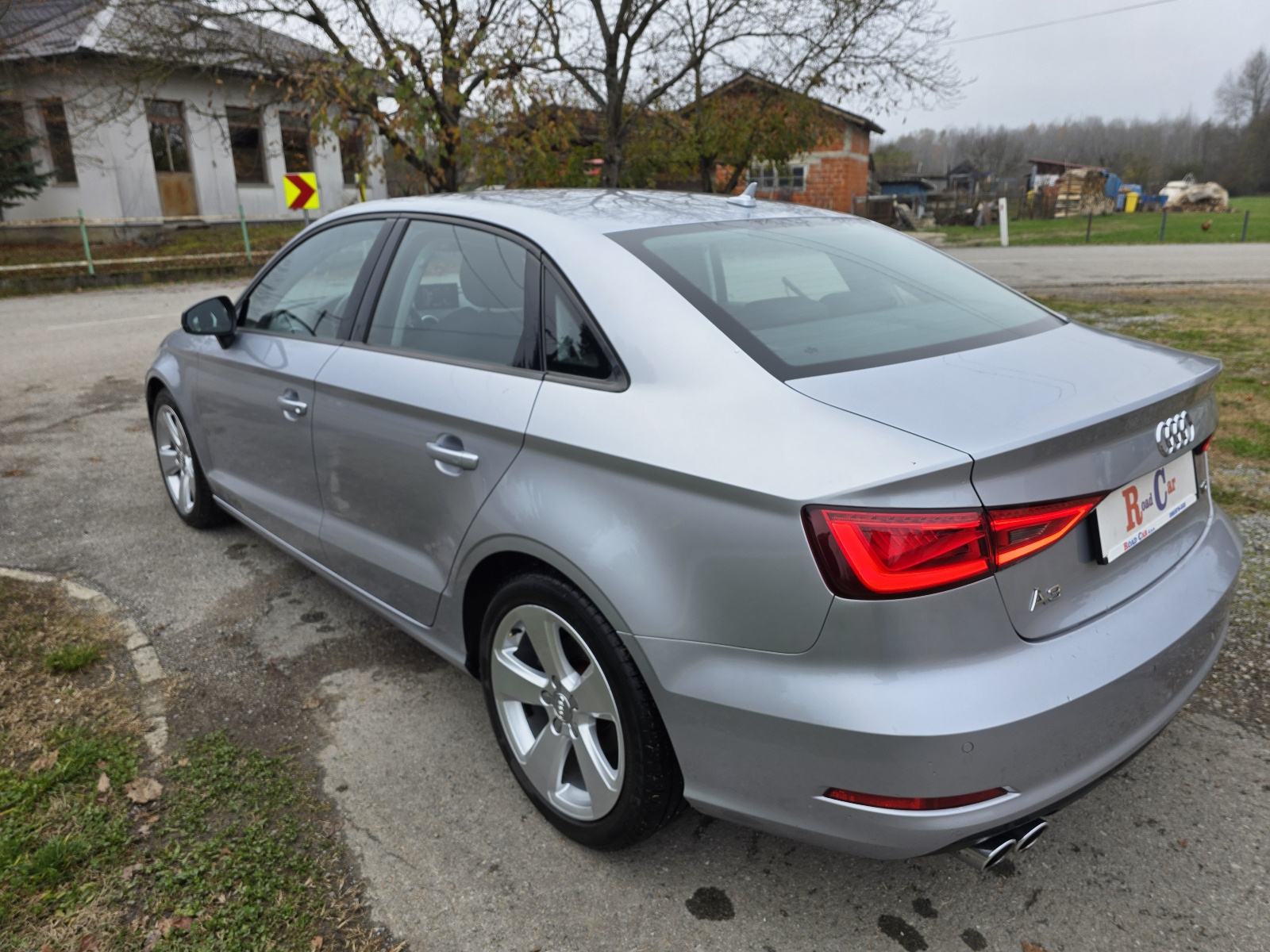 Audi A3 Sedan 2,0 TDI,xenon,pdc Top stanje!!!, fotografija 8