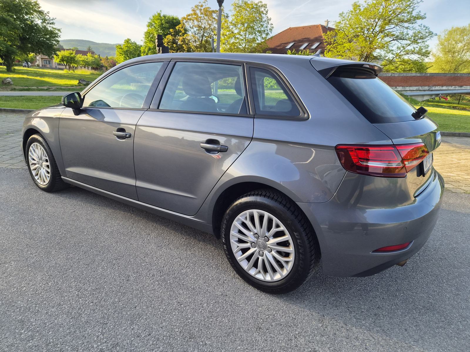 Audi A3 SPORTBACK 1,6 TDI, 2017., REDIZAJN, SERVISNA, PDV, fotografija 4