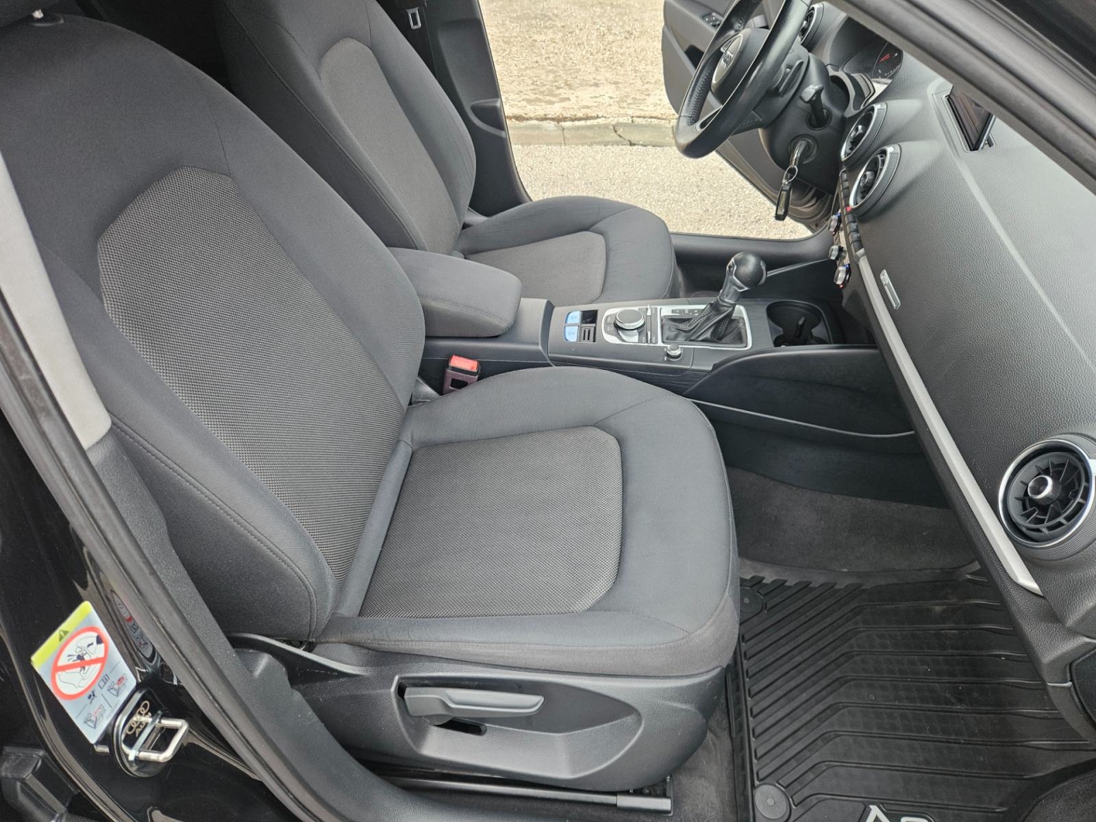 Audi A3 Sportback 1,6 TDI Sport S tronic, fotografija 8