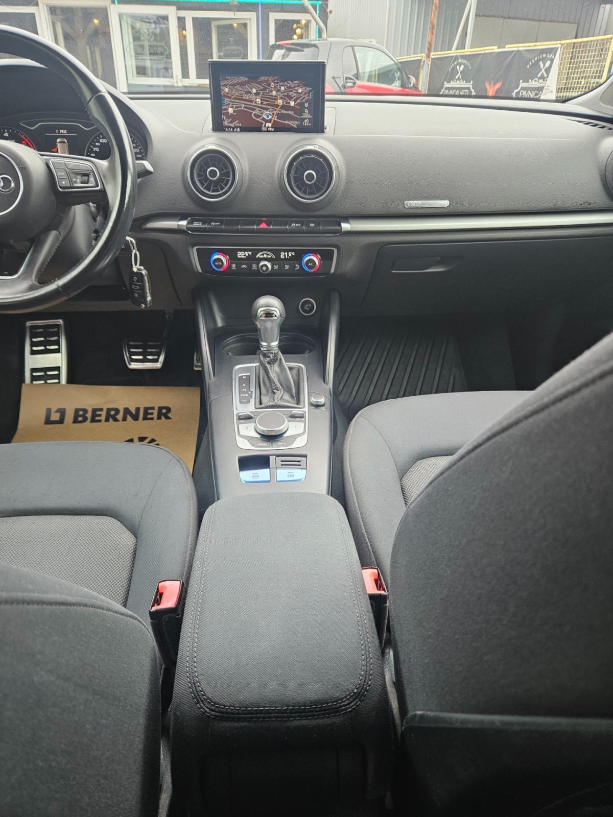 Audi A3 Sportback 1,6 TDI Sport S tronic, fotografija 10