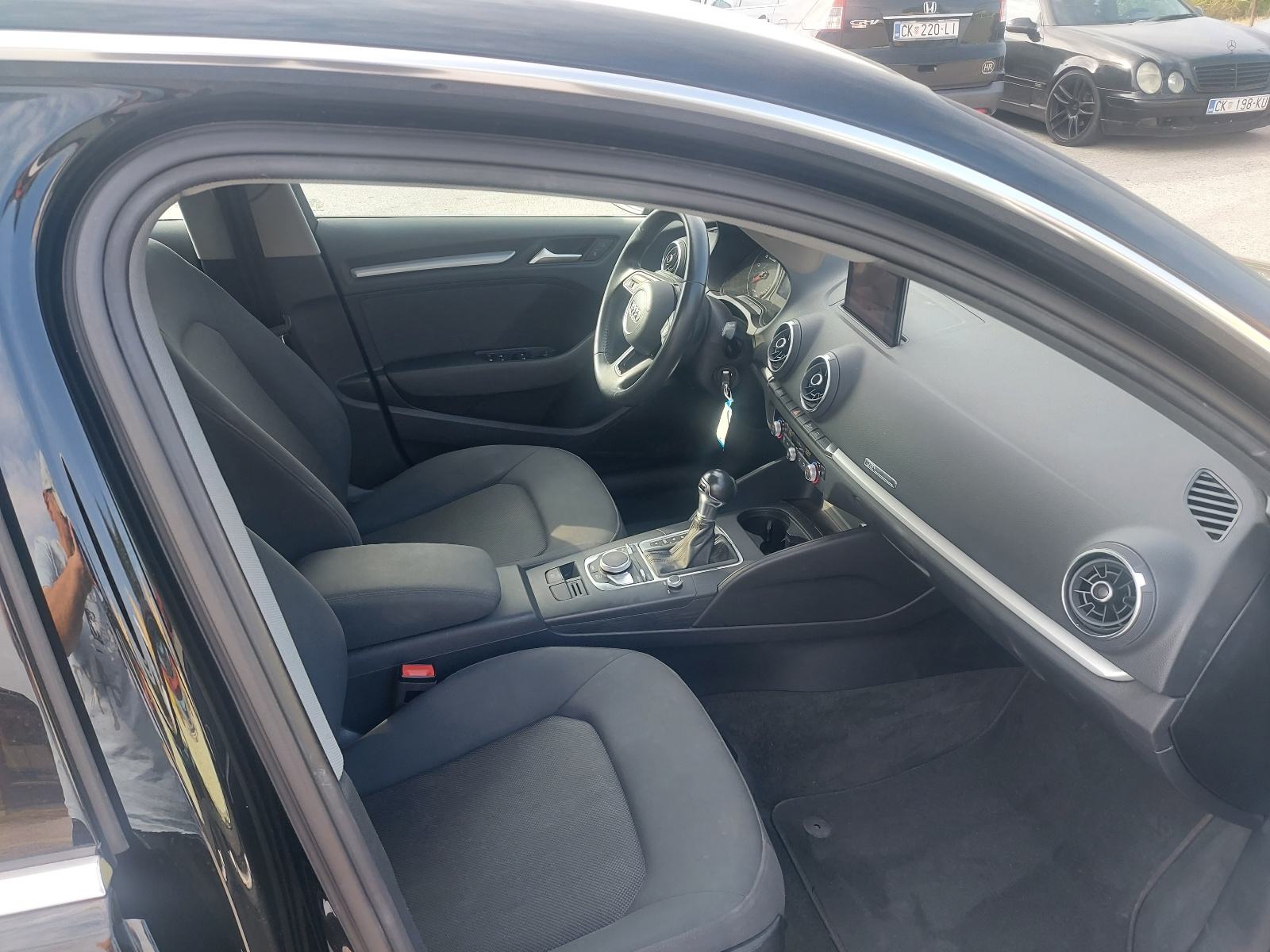 Audi A3 SPORTBACK 1.6 TDI AUTOMATIK NAVI XENON LED DVOZONSK KLIMA, fotografija 8