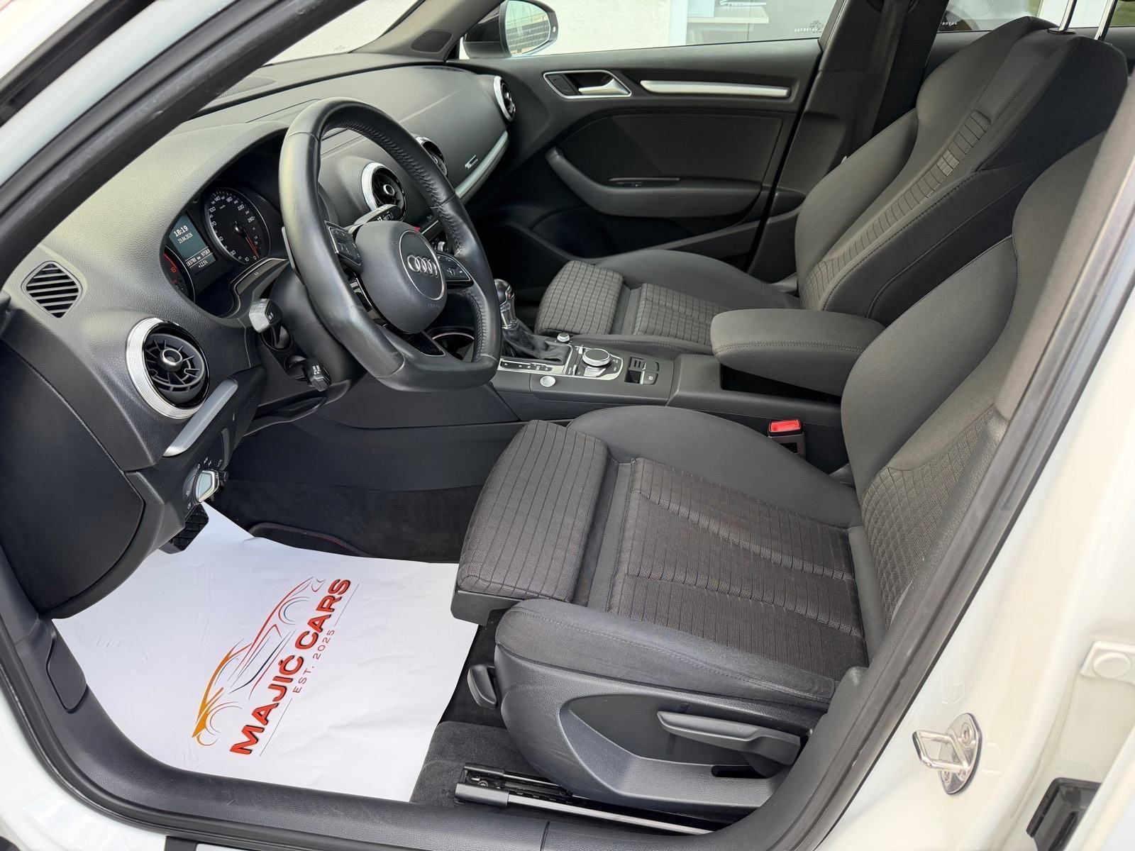 Audi A3 SPORTBACK 2,0 TDI ⭐️DSG⭐️MIdnicht, fotografija 12
