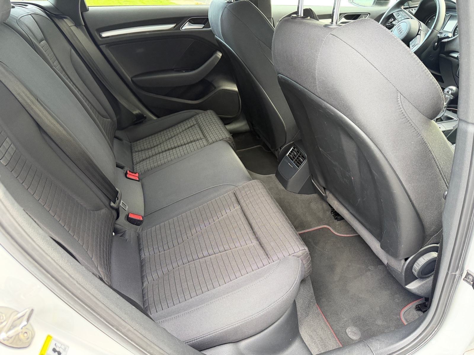 Audi A3 SPORTBACK 2,0 TDI ⭐️DSG⭐️MIdnicht, fotografija 13