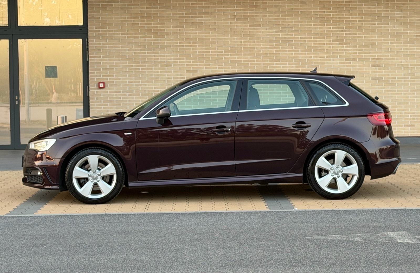 Audi A3 Sportback - 2,0TDI/Quattro/S-Tronic/BangOlufsen/ShirazRed, fotografija 3