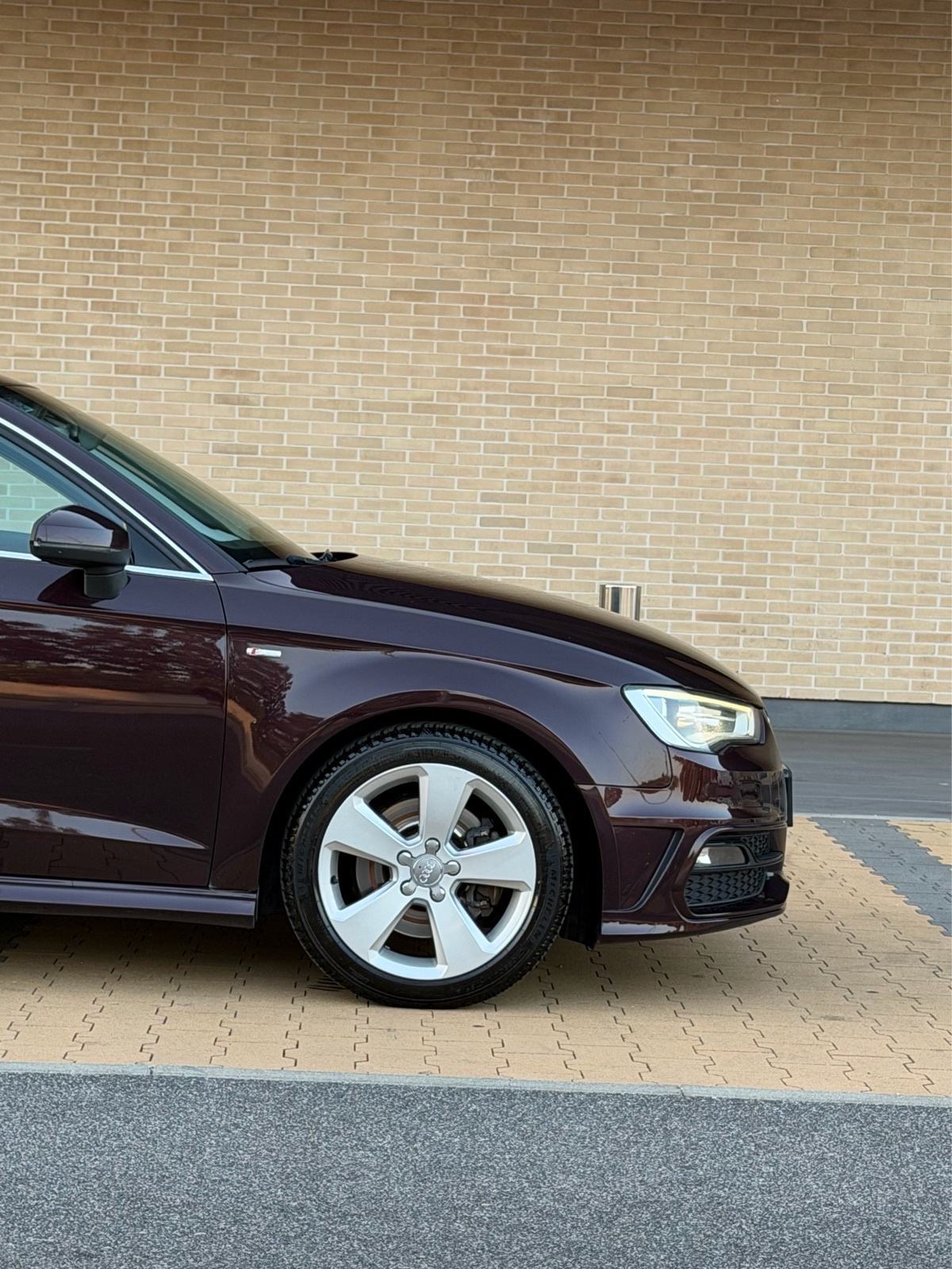 Audi A3 Sportback - 2,0TDI/Quattro/S-Tronic/BangOlufsen/ShirazRed, fotografija 5