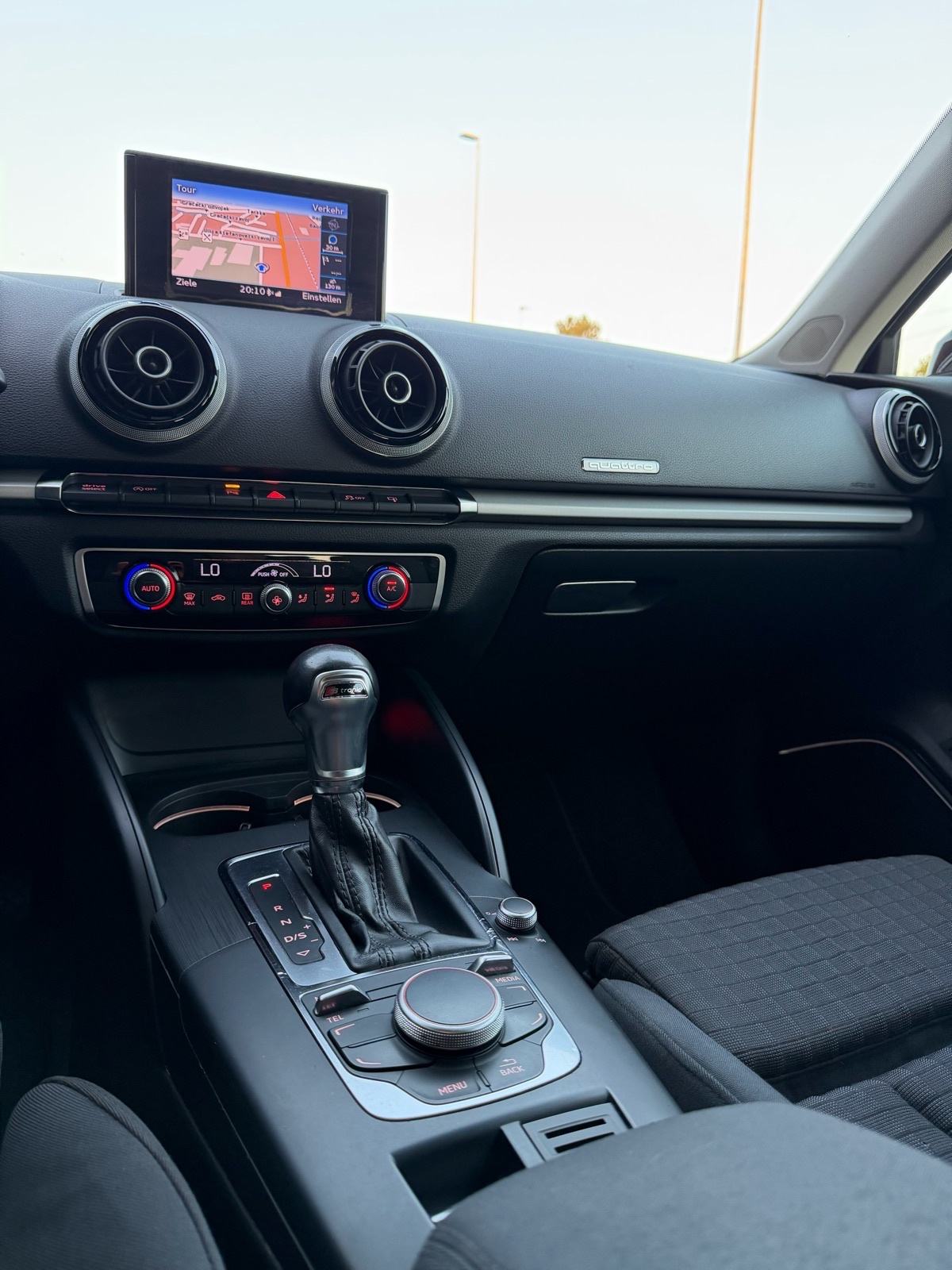 Audi A3 Sportback - 2,0TDI/Quattro/S-Tronic/BangOlufsen/ShirazRed, fotografija 12