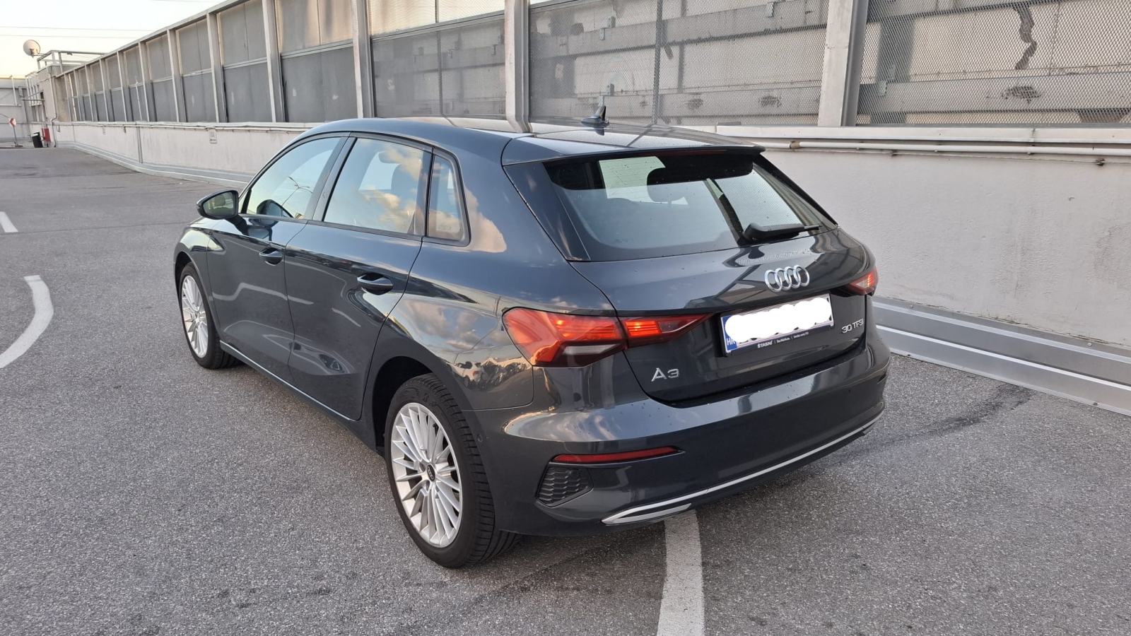 Audi A3 sportback 30 TFSI automatik led alu virtual 32000km, fotografija 4