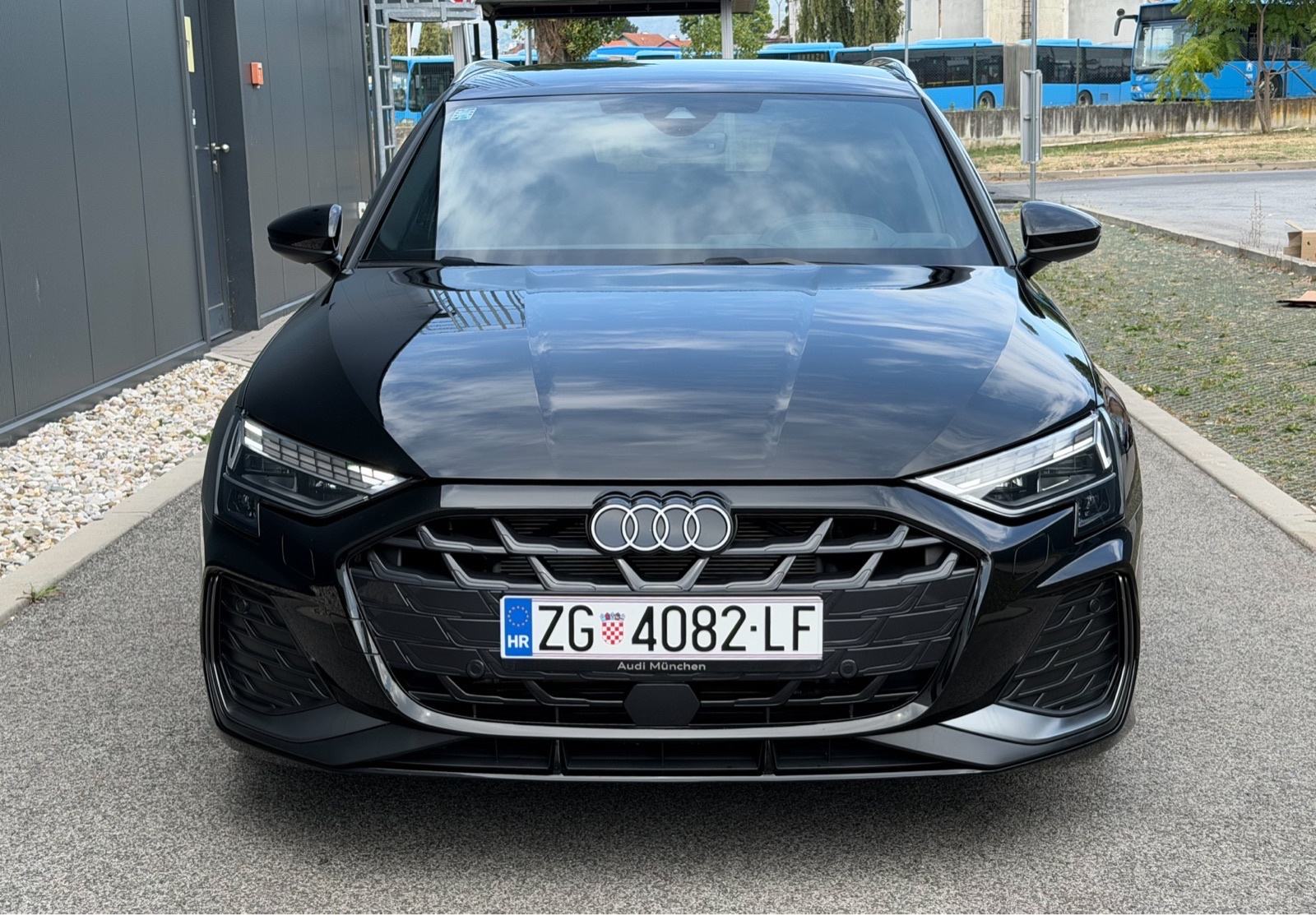 Audi A3 Sportback 35 TFSI 3xSline Stronic, fotografija 2