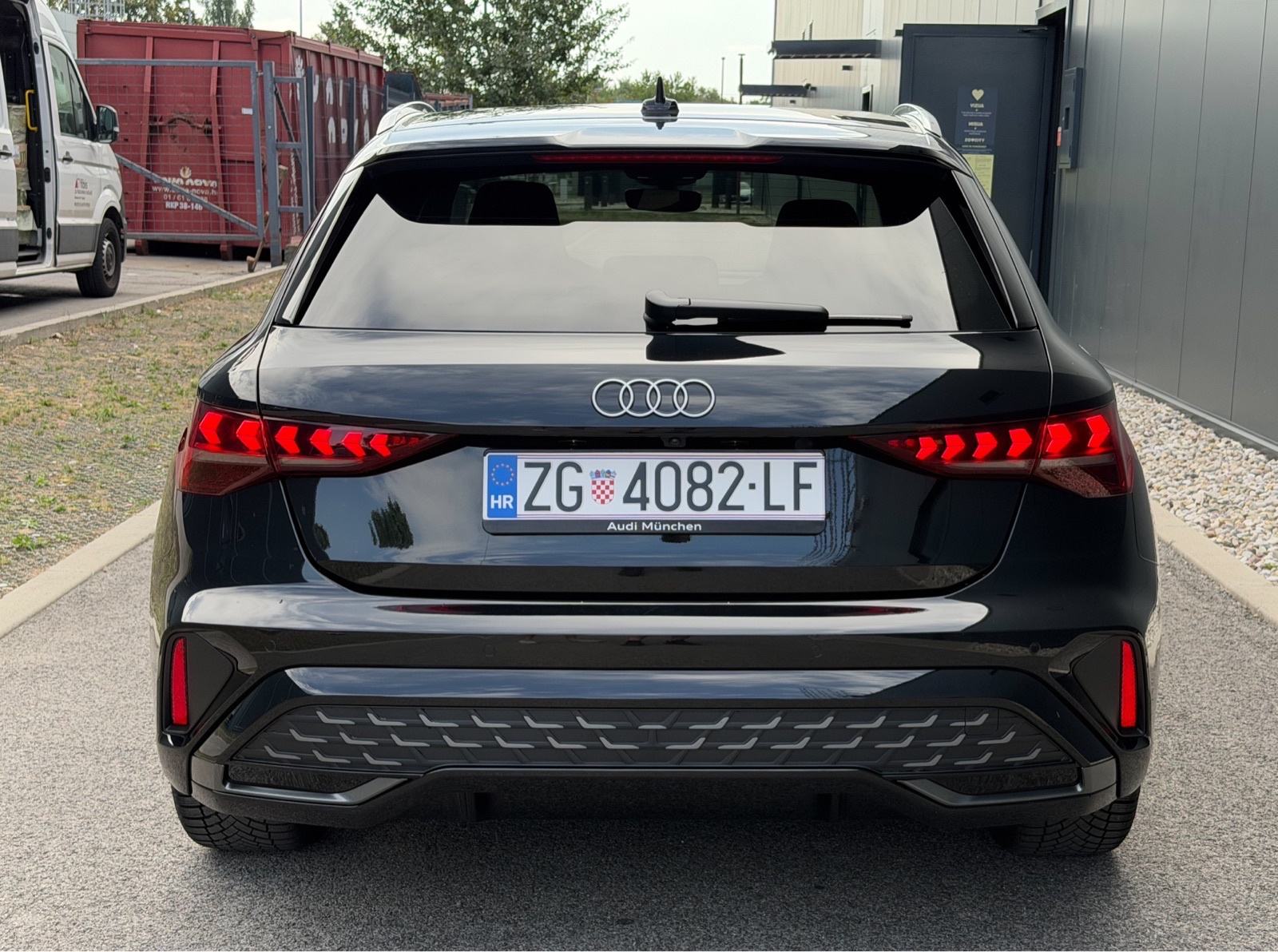 Audi A3 Sportback 35 TFSI 3xSline Stronic, fotografija 6