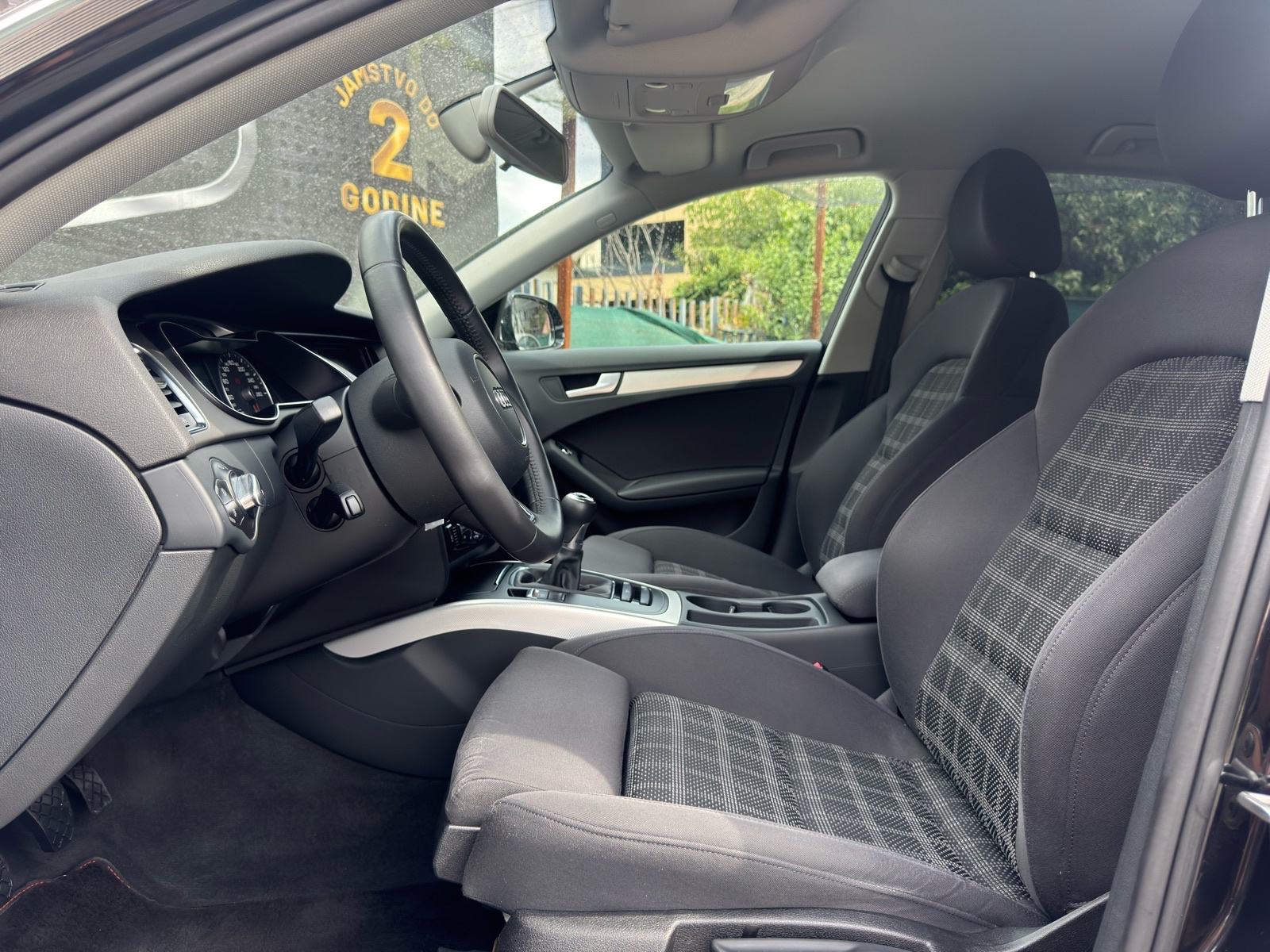Audi A4 1,8 TFSI / 1.VLASNIK / SPORT PAKET / BIXENON / JAMSTVO, fotografija 9