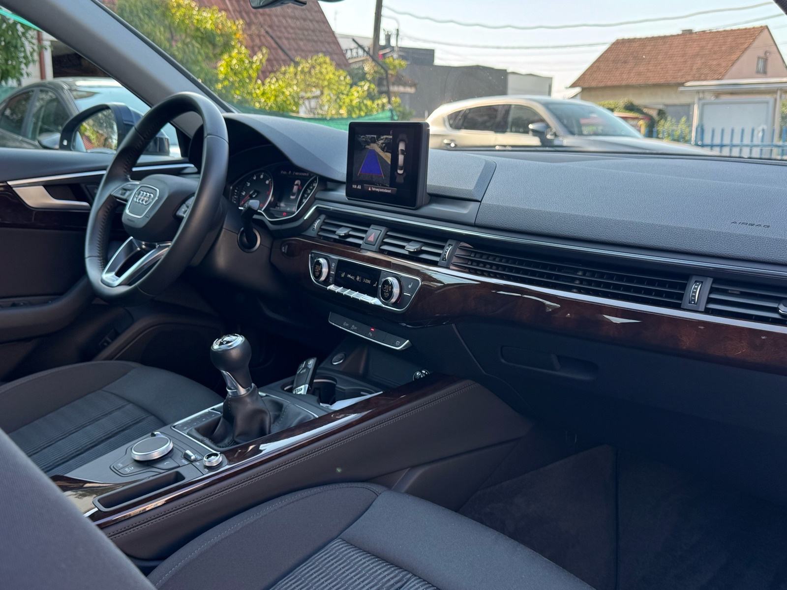 Audi A4 1,8 TFSI / ŠIBER / KAMERA / DESIGN / JAMSTVO, fotografija 16