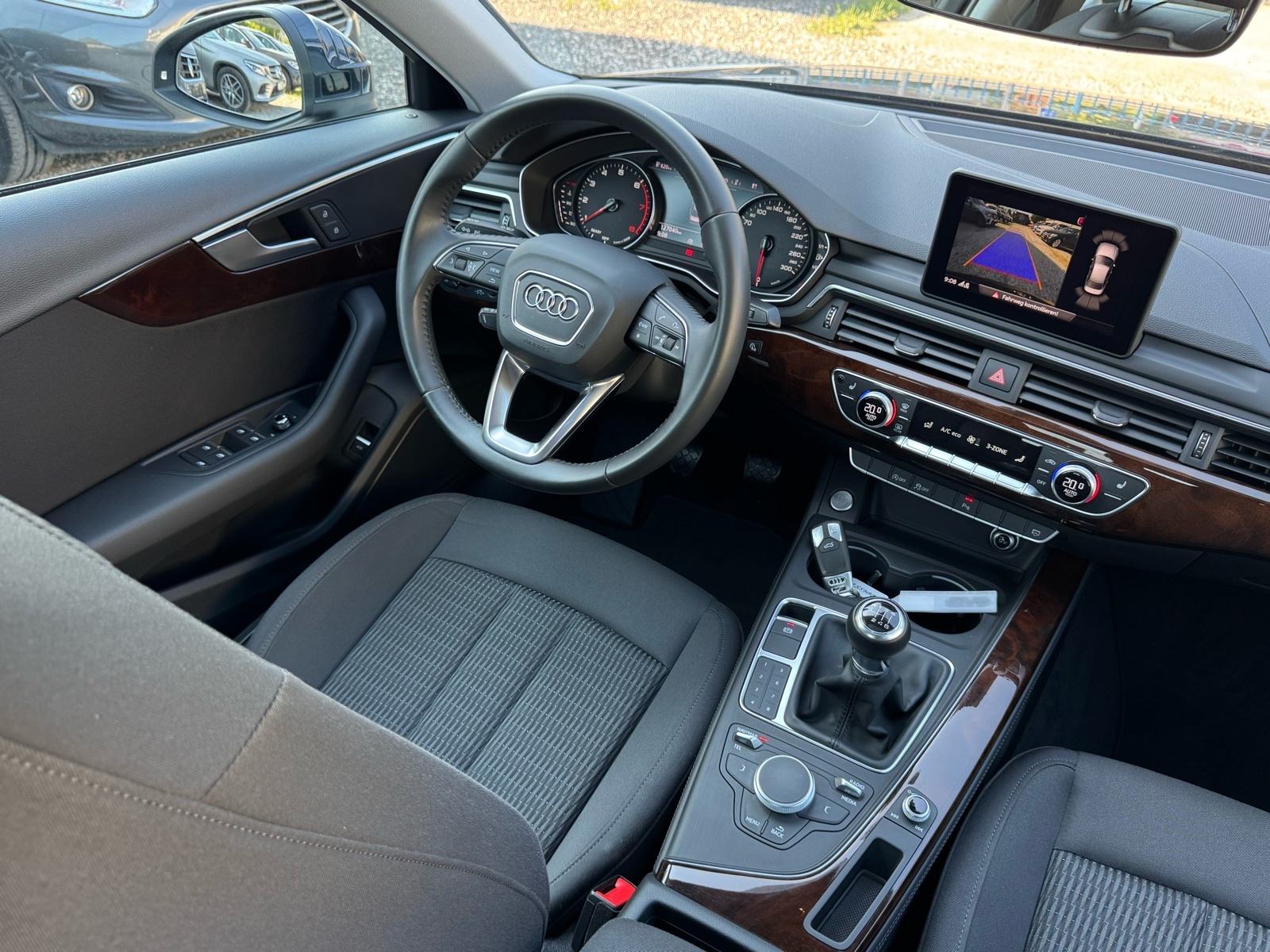 Audi A4 1,8 TFSI / ŠIBER / KAMERA / DESIGN / JAMSTVO, fotografija 19