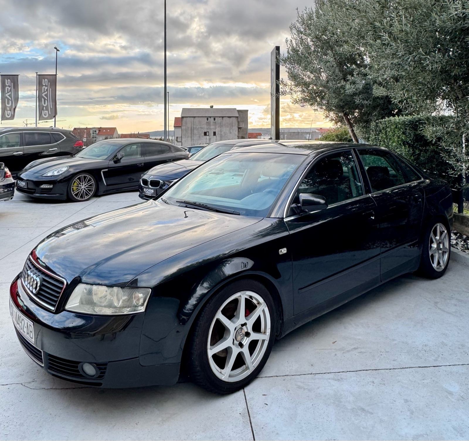 Audi A4 1,9 TDI 130KS —Mod 2003—REG.12/2026—KLIMA—GR.SJEDALA—ALU 17”!, fotografija 2