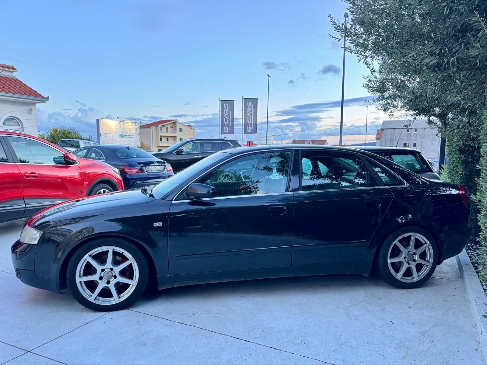 Audi A4 1,9 TDI 130KS —Mod 2003—REG.12/2026—KLIMA—GR.SJEDALA—ALU 17”!, fotografija 3