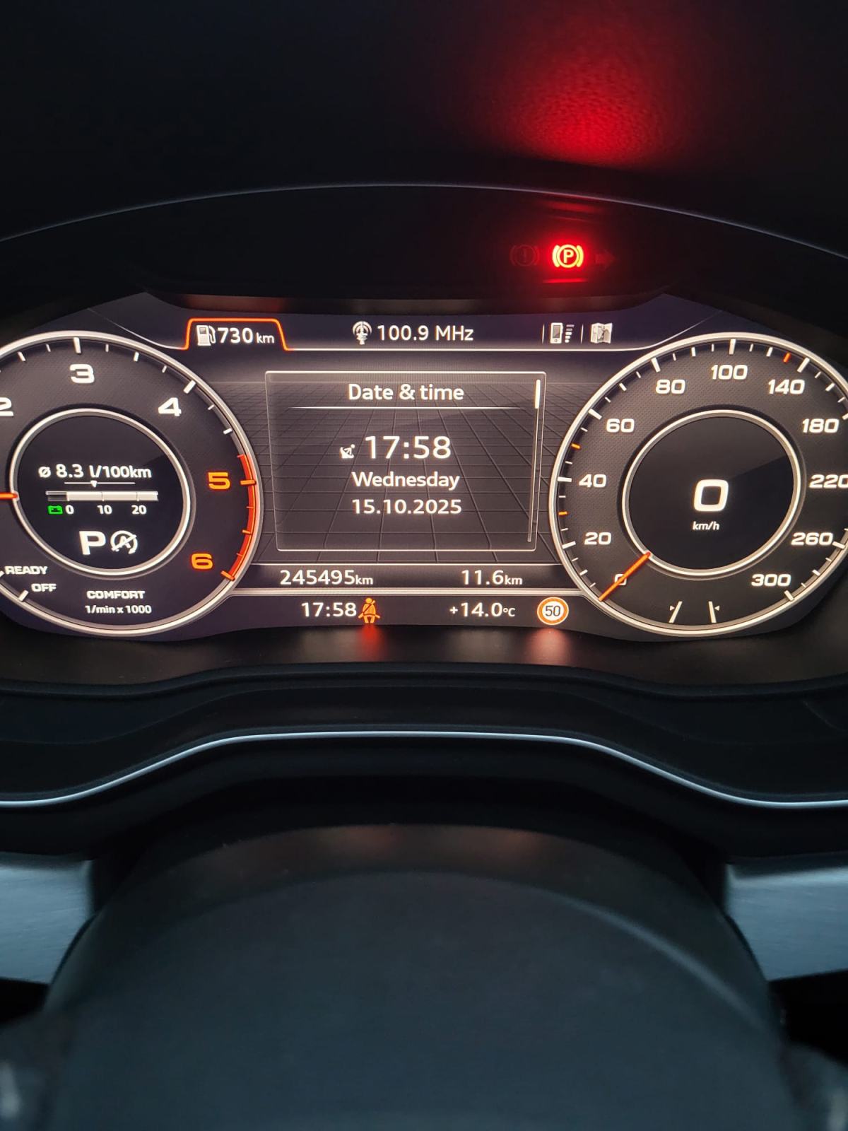 Audi A4 2,0 S Line TDI quattro 3S tronic Sport + (190 KS), fotografija 4