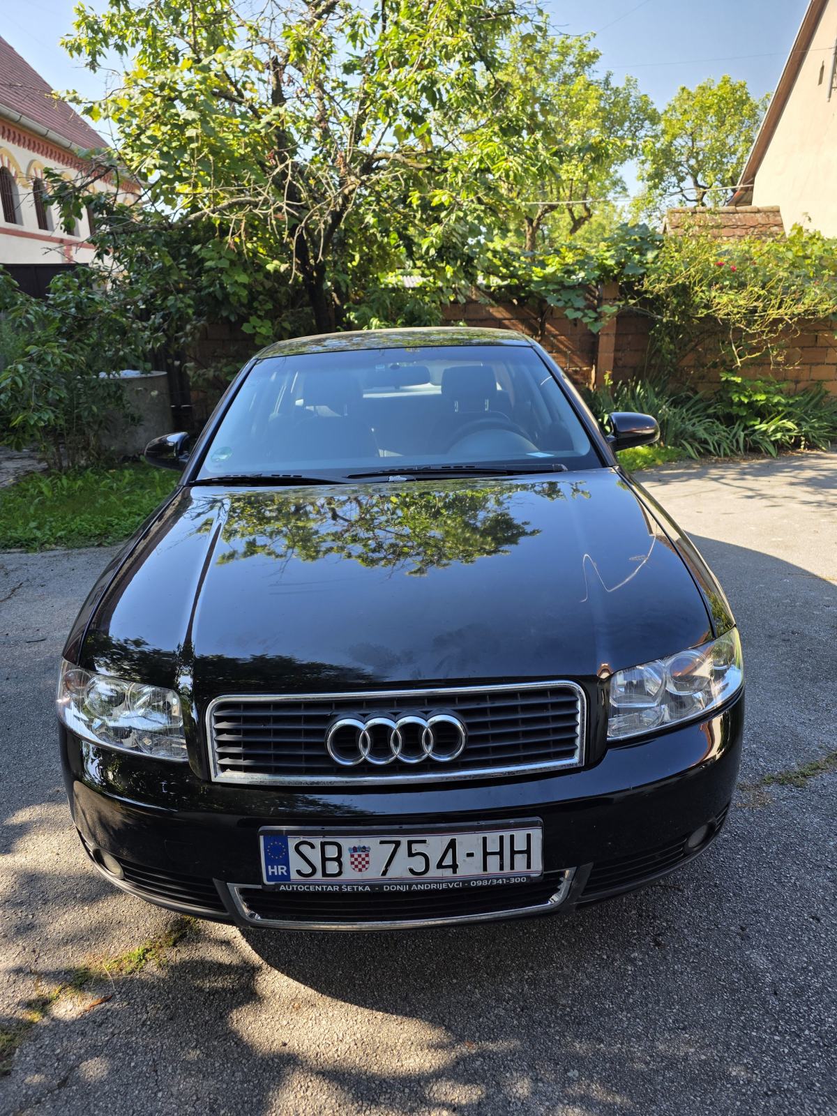 audi-a4-2-0-2001-god
