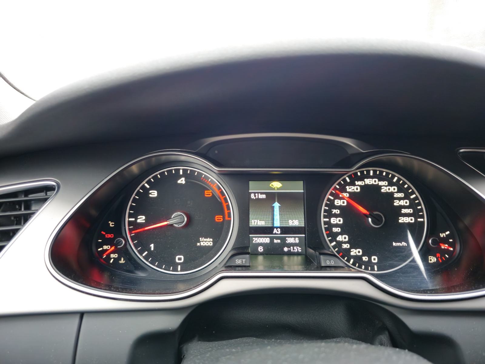 Audi A4 2.0 TDI, 12 000 €, fotografija 13