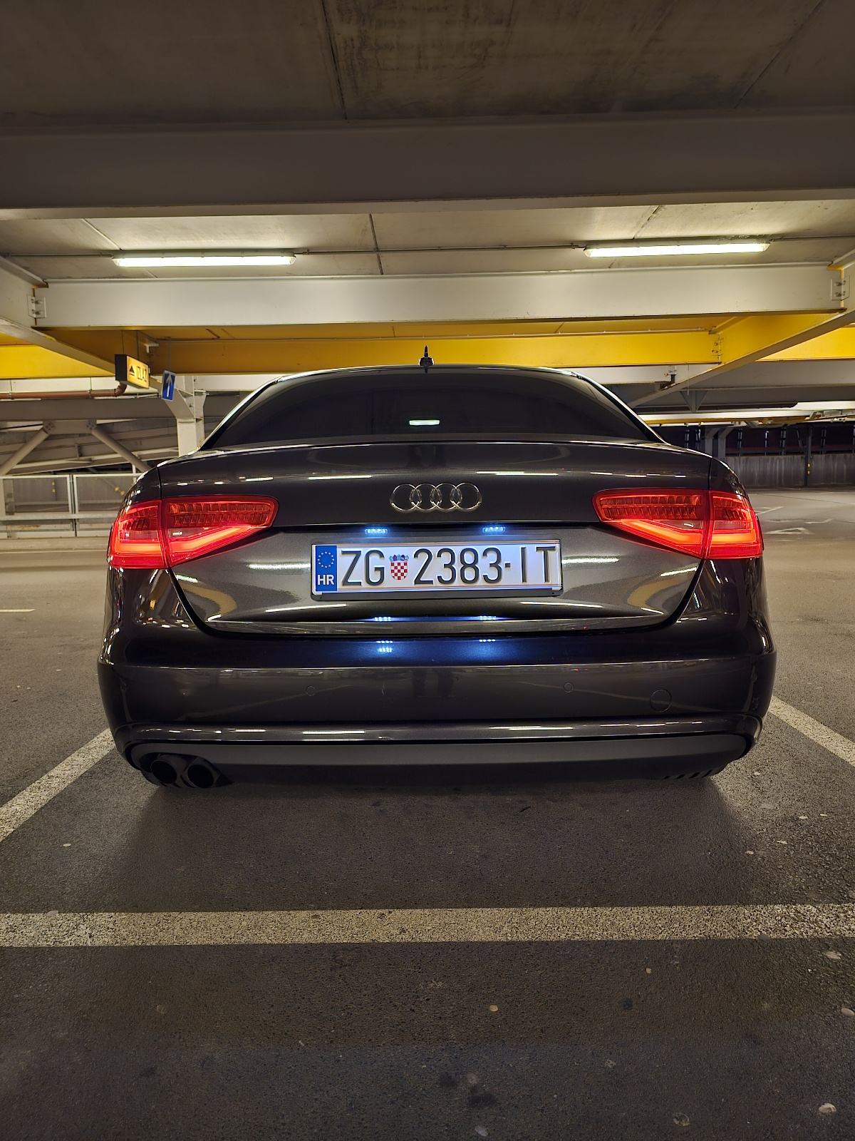 Audi A4 2.0 TDI, 12 000 €, fotografija 4