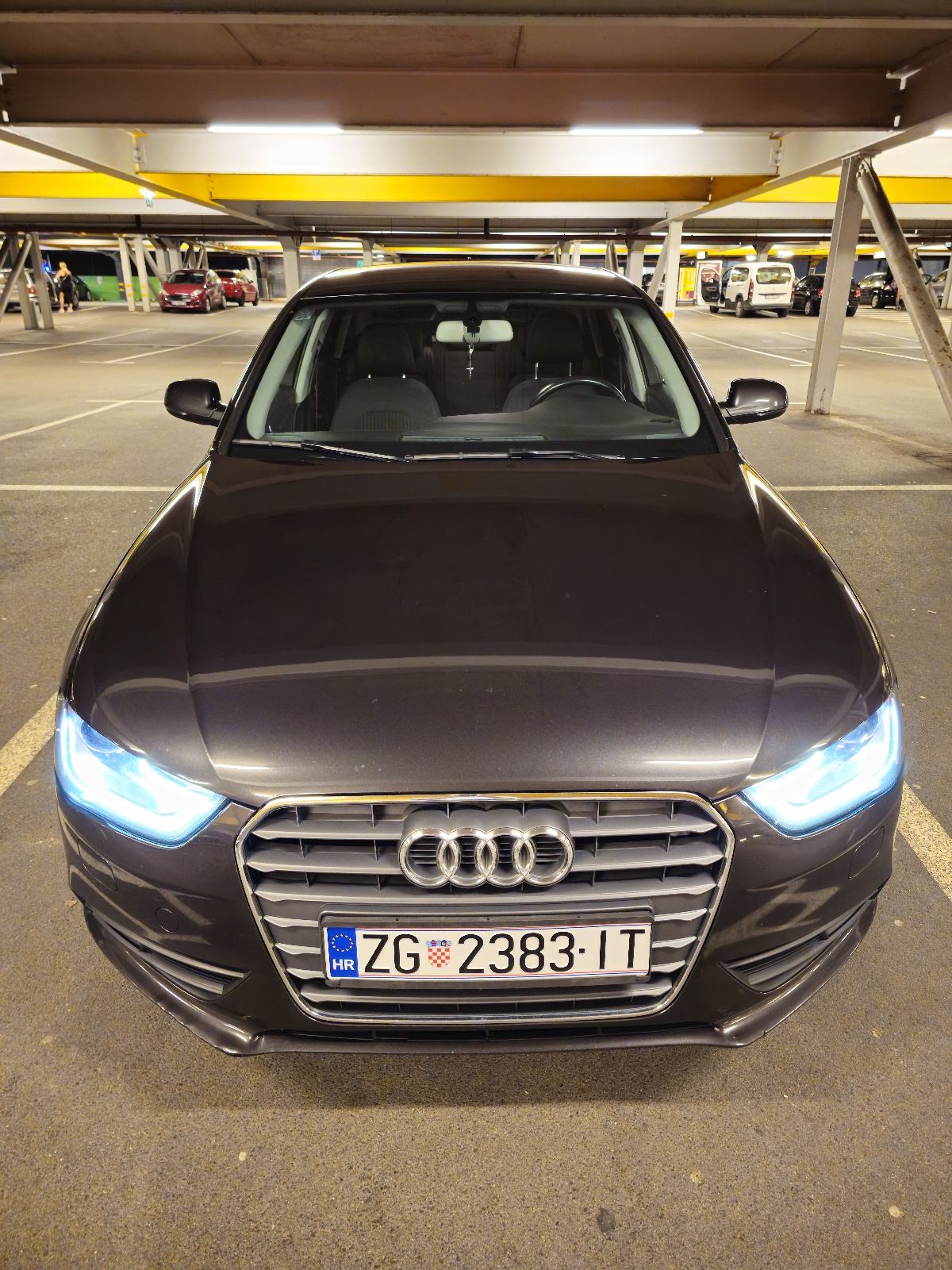 Audi A4 2.0 TDI, 12 000 €, fotografija 2