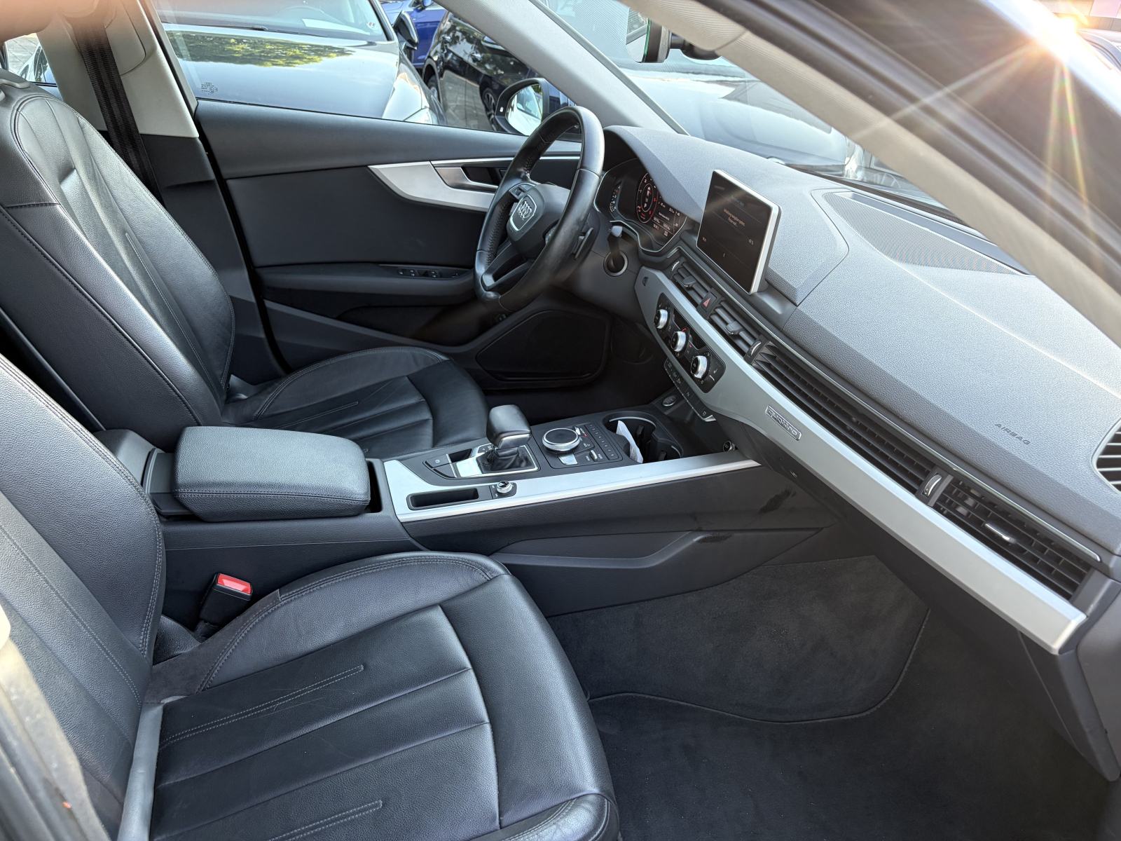 Audi A4 2,0 TDI 140kW *1.vlasnik--Automatik--Virtual Cockpit--Jamstvo*, fotografija 19