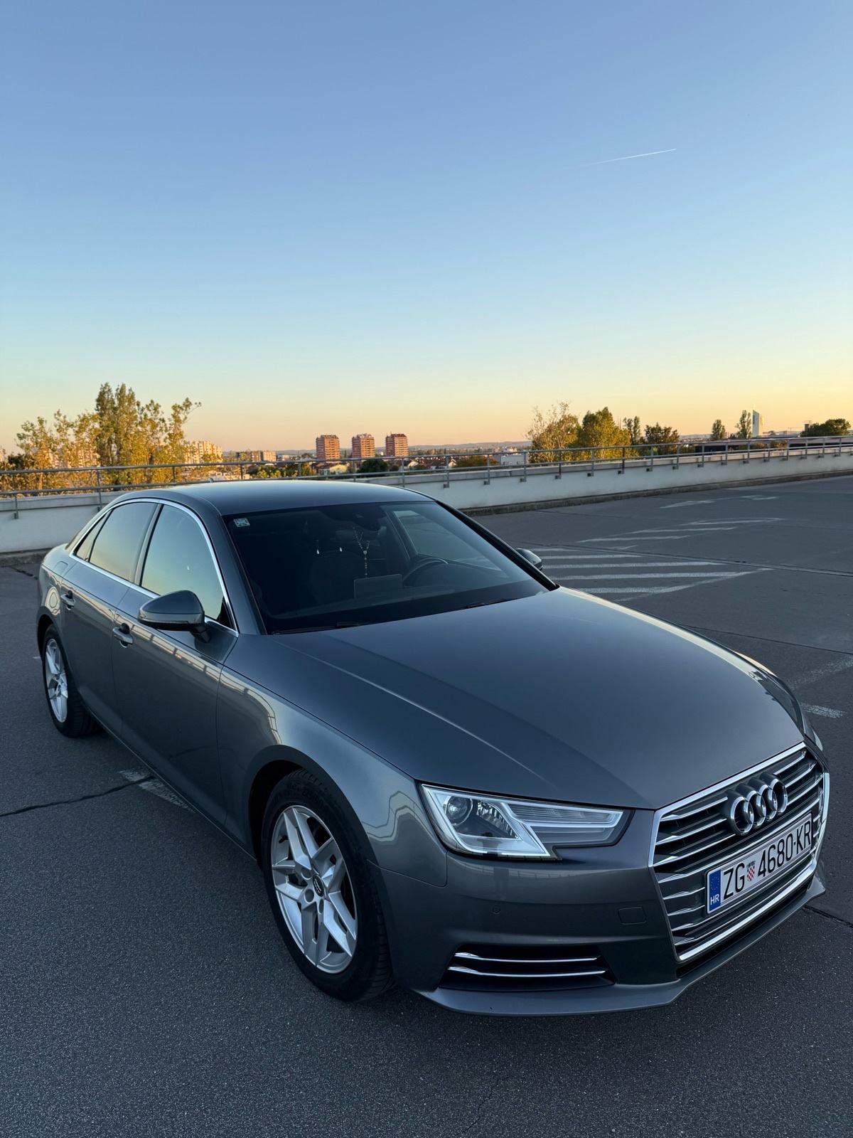Audi A4; 2,0 TDI; 190KS; Automatik; Bogata oprema, fotografija 2