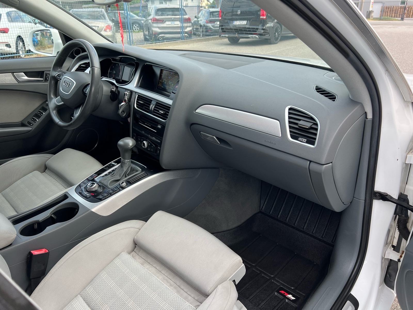 AUDI A4 2,0 TDI 190ks SPORT AUTOMATIC 10,999€!!, fotografija 16